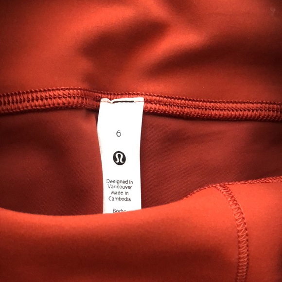 Lululemon NWT wunder under shorts Aztec brick - Picture 3 of 4
